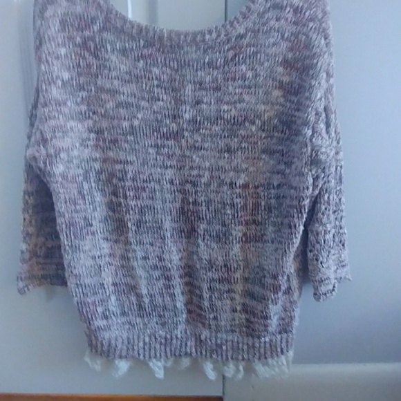 Pink and cream knitted sweater with lace trim - Picture 3 of 3